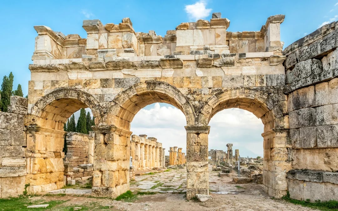 Pamukkale & Hierapolis Full-Day Small-Group Tour with Hotel Transfers Image 3