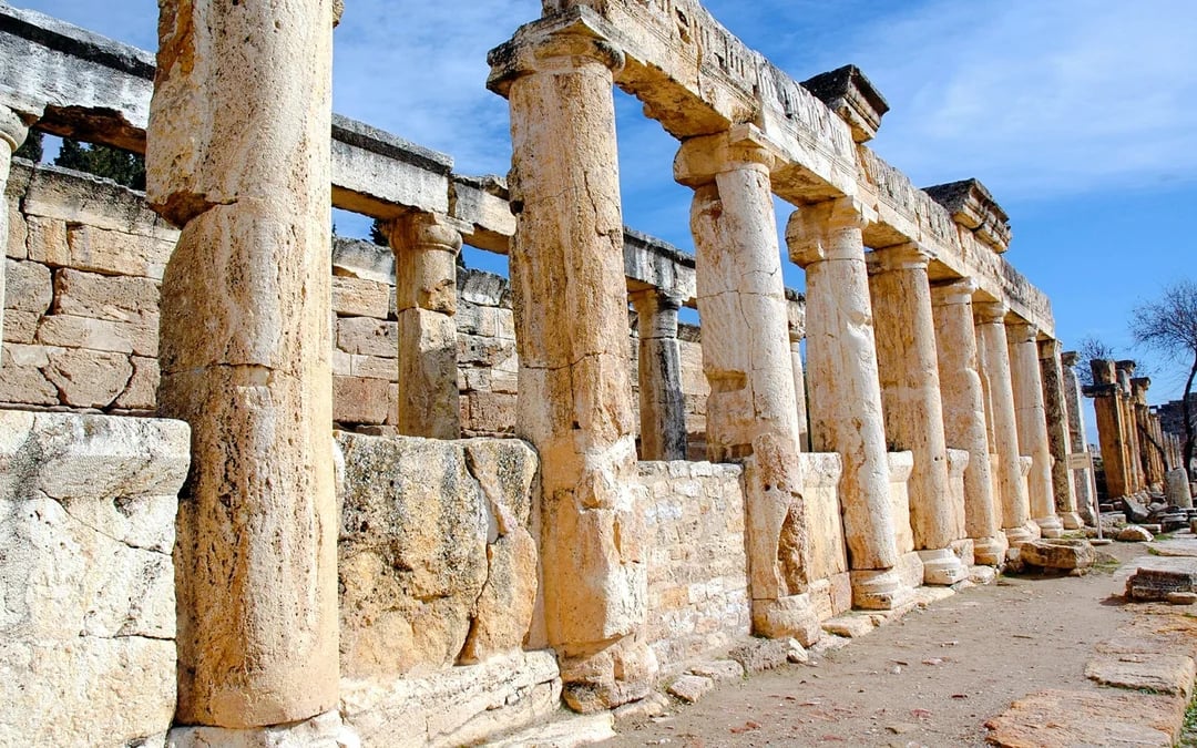 Pamukkale & Hierapolis Small-Group Guided Day Trip with Hotel Transfers and Lunch Image 1