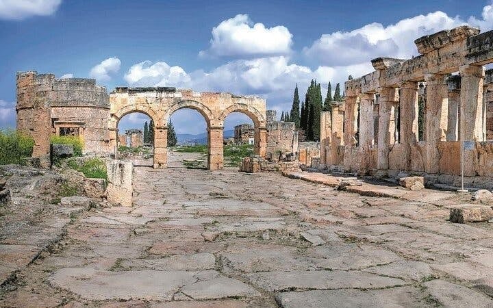 Pamukkale & Salda Lake Tour from Alanya Image 2