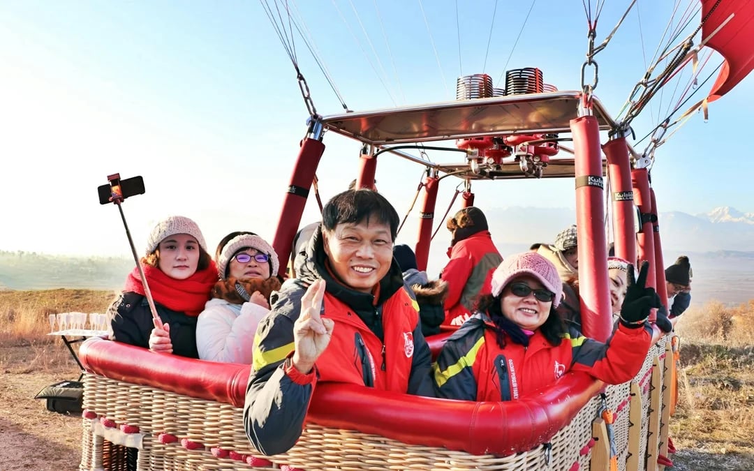 Pamukkale Hot Air Balloon Flight with Hotel Transfers Image 3