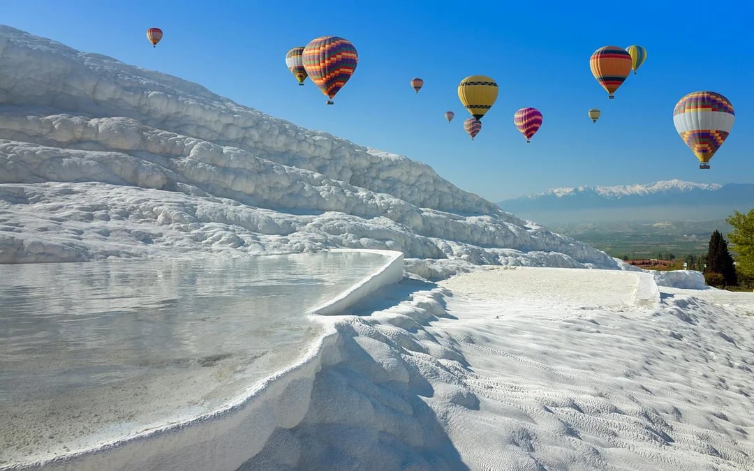 Pamukkale Hot Air Balloon Flight with Hotel Transfers Image 5