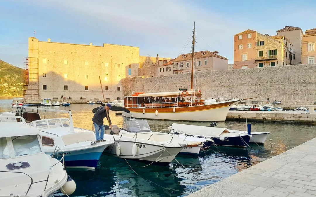 Panorama Cruise in Front of Dubrovnik City Walls Image 8