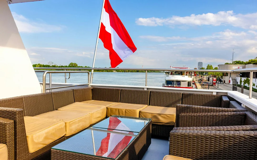 Panorama Cruise on Danube River Image 2