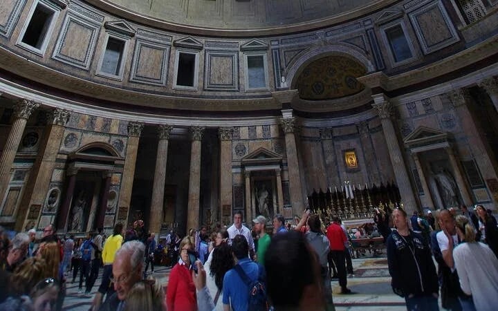Pantheon Rome Skip-the-Line Entry Ticket Image 8