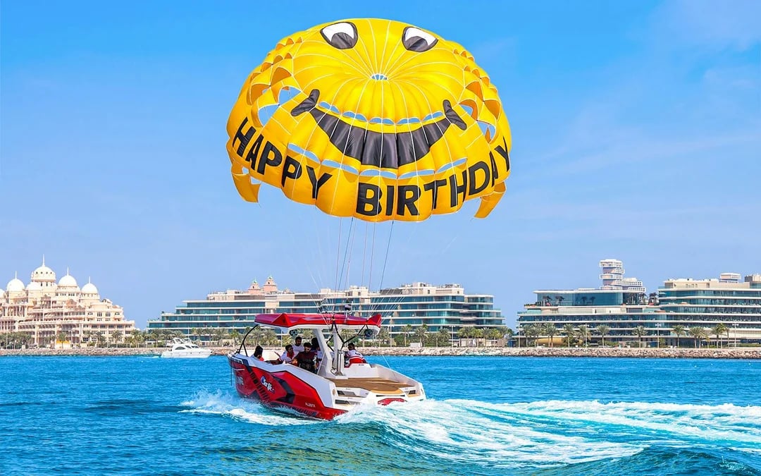 Parasailing Adventure in Dubai Image 4