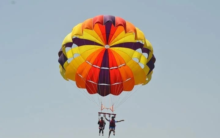 Parasailing Fly With Hotel pick up & drop off - Sharm El Sheikh Image 3