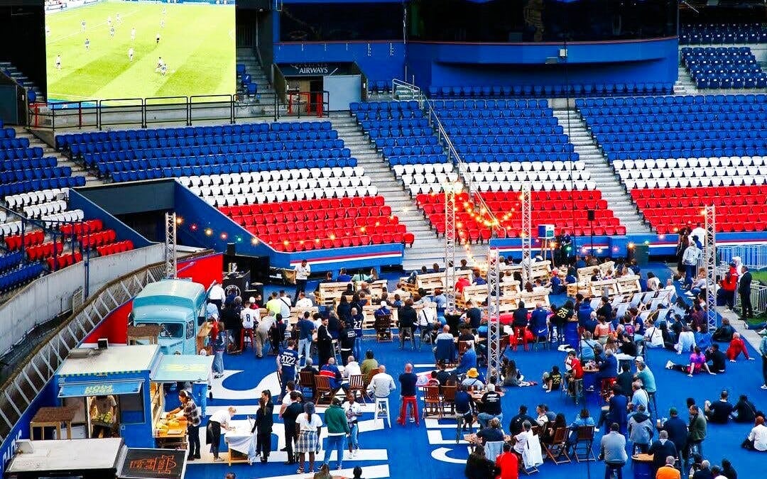 Parc des Princes Night Session with Pitchside Experience Image 3