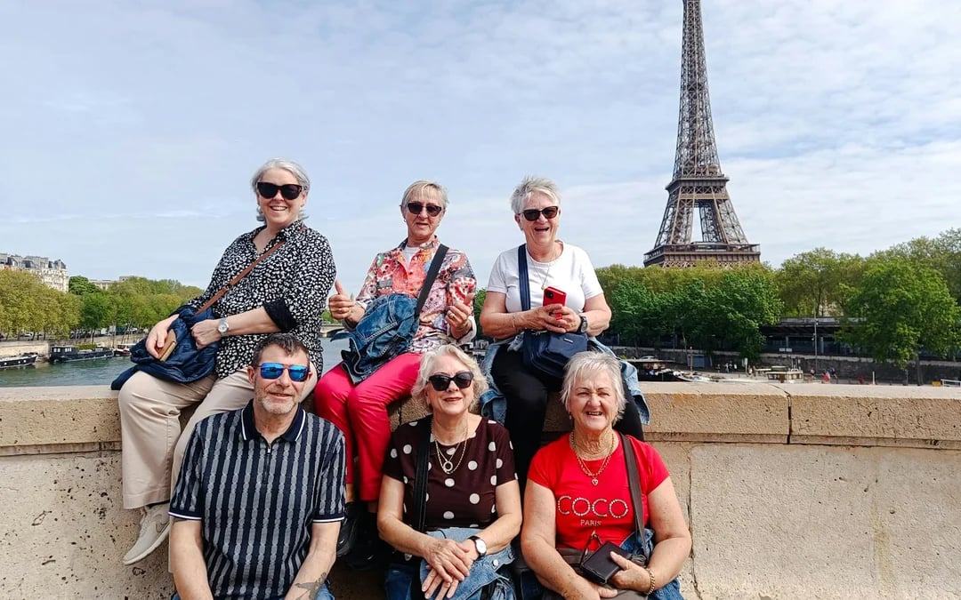 Paris 30+ Sights Guided Tour with Opéra Garnier Entry and Galeries Lafayette Rooftop Champagne Image 4