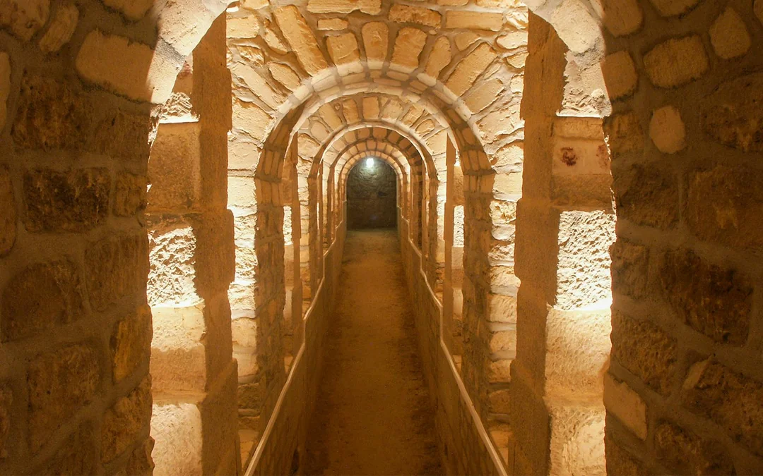 Paris Catacombs English Guided Tour Image 5