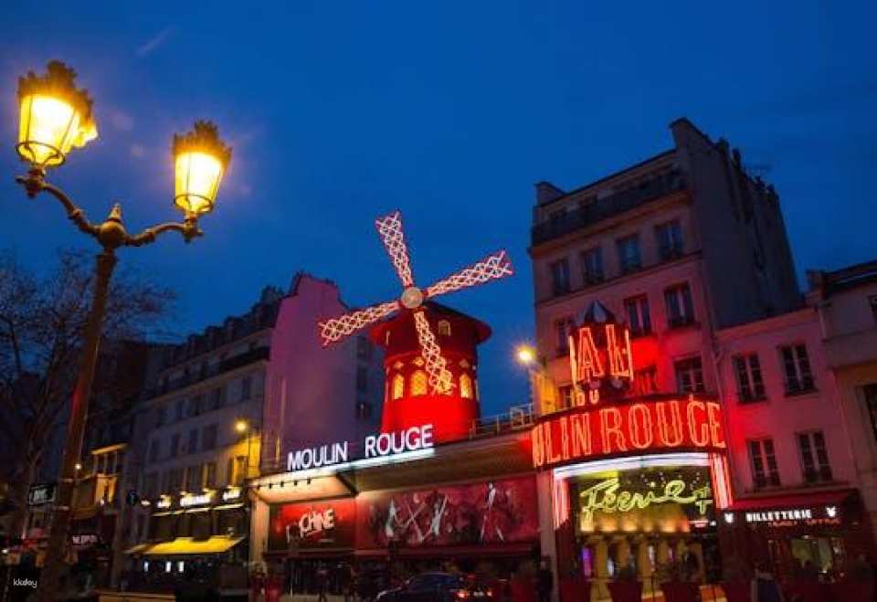 Paris City tour and Moulin Rouge show