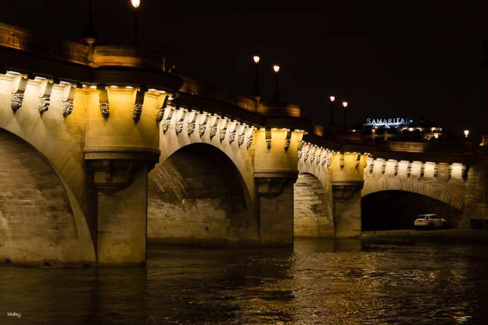 Paris City Tour, Eiffel Tower Lunch with Reserved Access & Seine Cruise | France