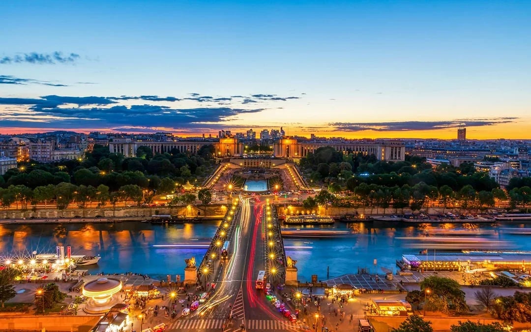 Paris Evening Sightseeing Tour with Eiffel Tower Summit Tickets Image 1