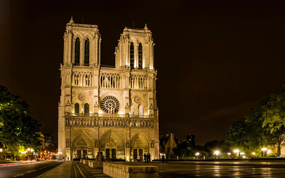Paris Evening Sightseeing Tour with Eiffel Tower Summit Tickets Image 5