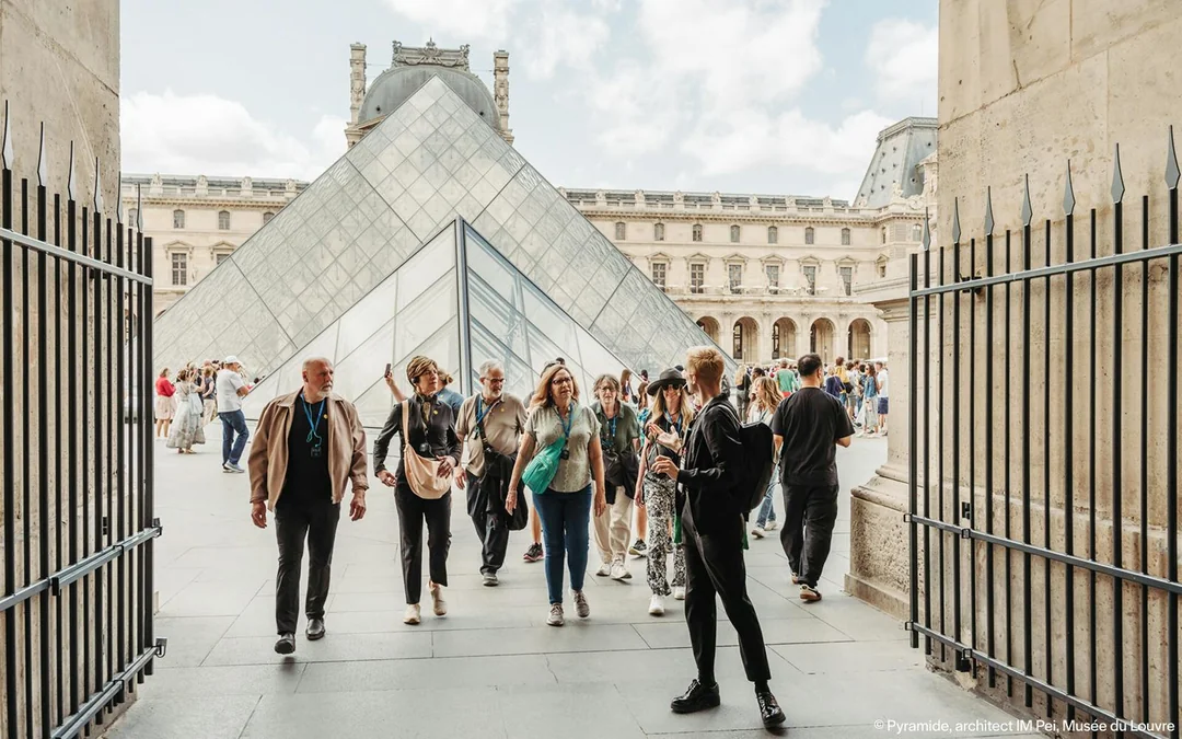 Paris in a Day with Louvre or Orsay, Eiffel Tower, City Walk & Cruise Image 1
