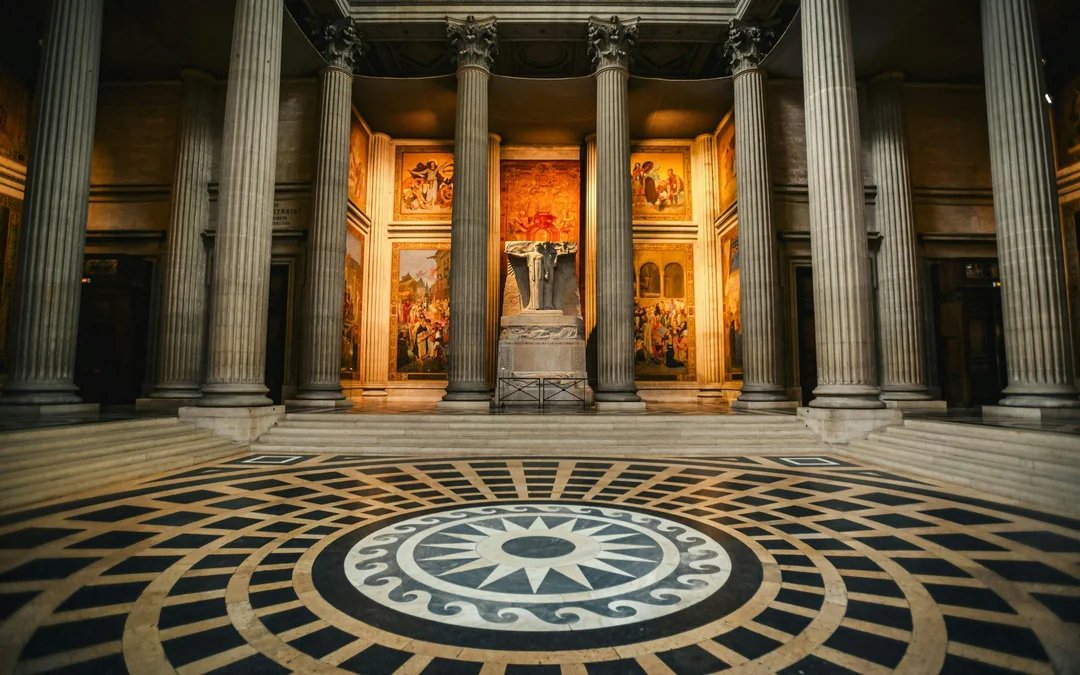 Paris Latin Quarter Walking Tour with Pantheon Entry Image 7