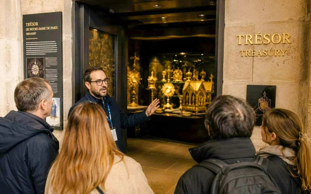 Paris Notre-Dame Treasury Guided Tour with Scheduled Slot Image 5