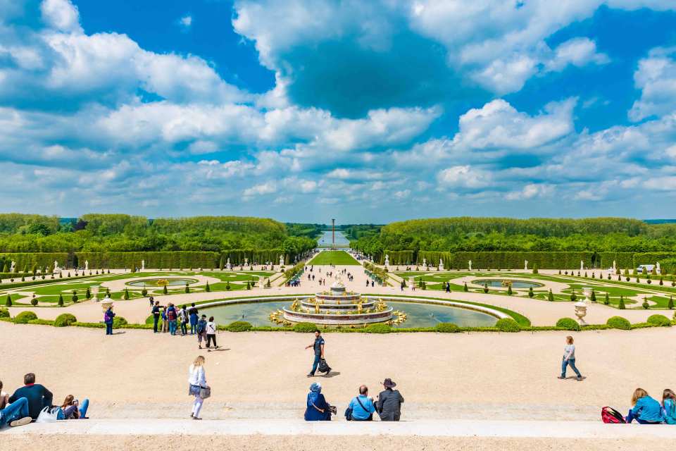 Paris Palace of Versailles Ticket with Tour Guide and Transportation ( Optional )