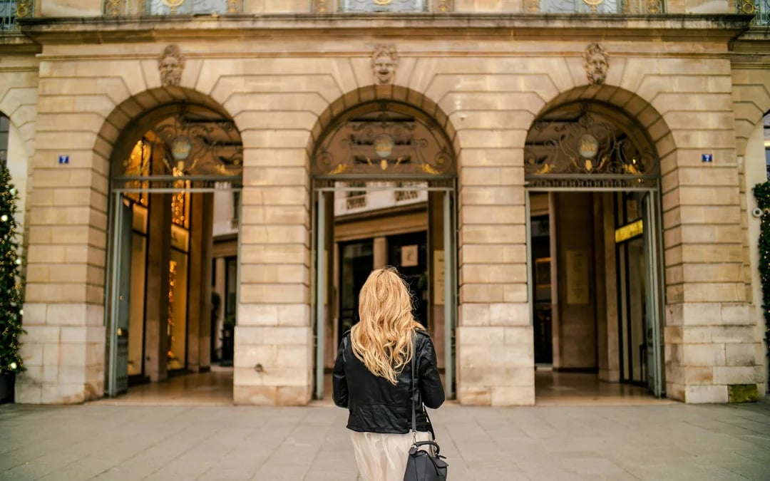 Paris Private Chauffeured Shopping Experience with Pickup and Drop-off Image 7