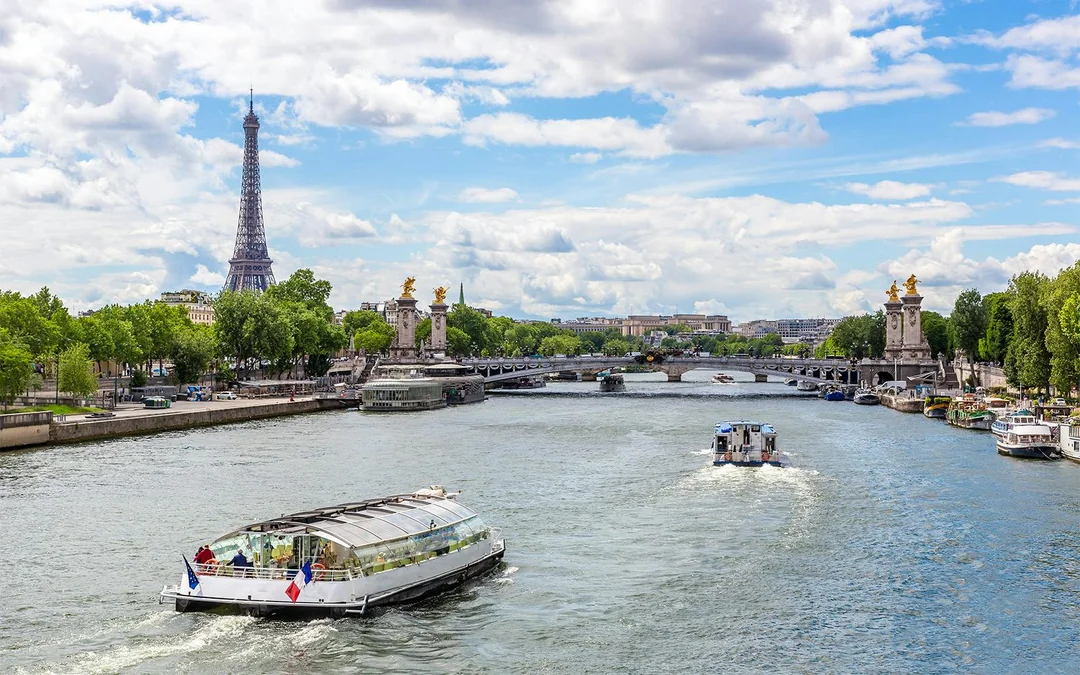 Paris: Quai Branly Museum & Seine River Cruise Tickets Image 4
