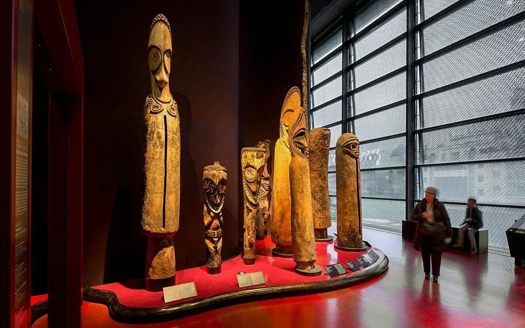 Paris: Quai Branly Museum & Seine River Cruise Tickets Image 10
