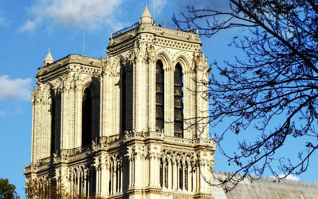 Paris Self-Guided Treasure Hunt: From the Panthéon to the Louvre Image 8