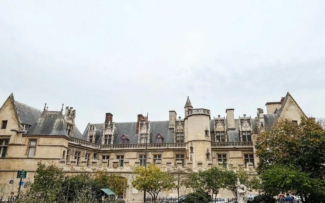 Paris Self-Guided Treasure Hunt: From the Panthéon to the Louvre Image 10