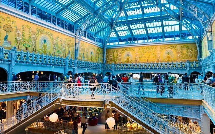 Paris Shopping Tour at Le Samaritaine with Local Fashion Expert and Styling Advice Image 2