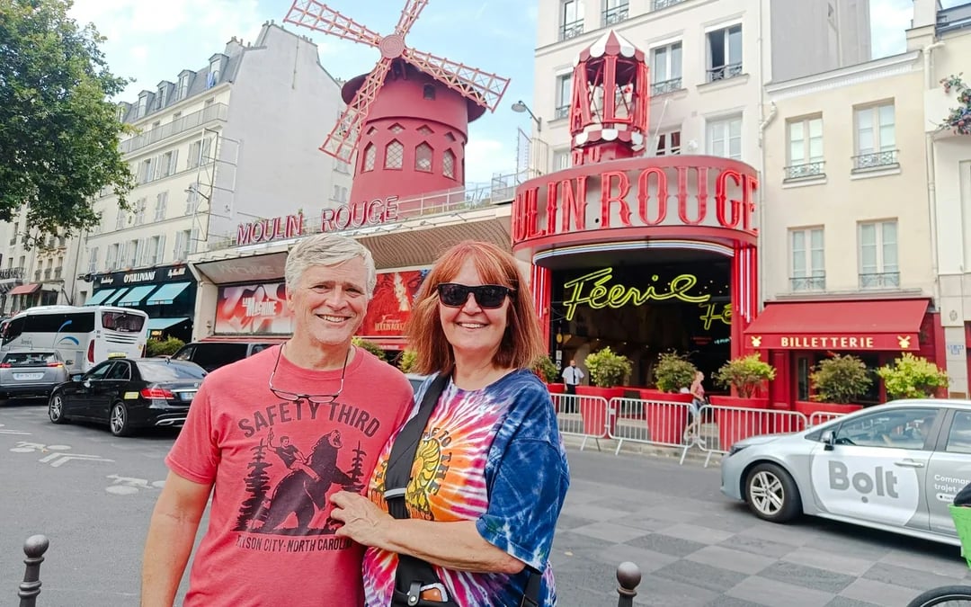 Paris Small-Group Walking Tour with Opéra Garnier and Alain Ducasse Chocolate Boutique Image 4