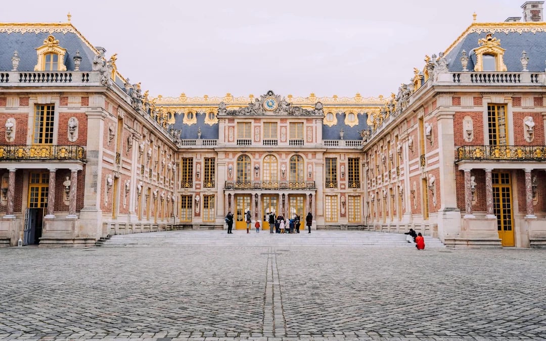 Paris to Versailles Private Transfer Image 10