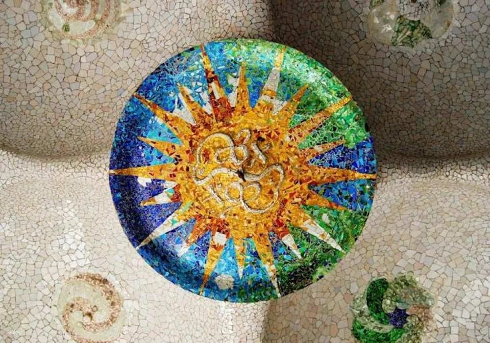 Park Güell and the Sagrada Familia morning guided tour