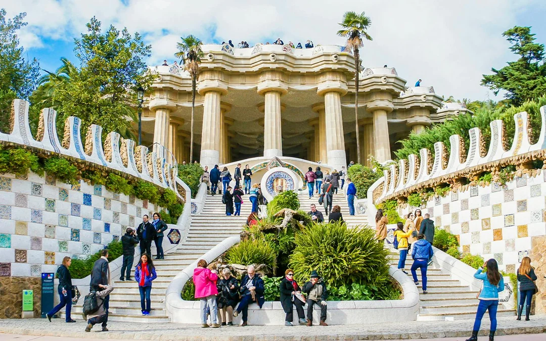 Park Güell Skip-the-Line Guided Tour Image 2