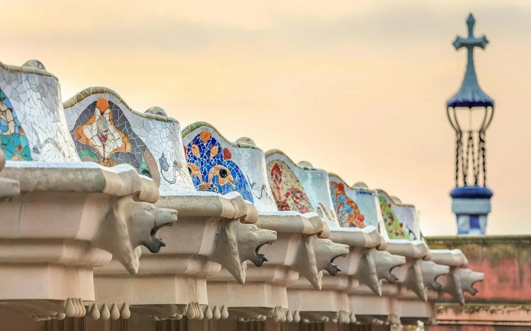 Park Güell Small Group Guided Private Tour with Skip-the-Line Tickets Image 8