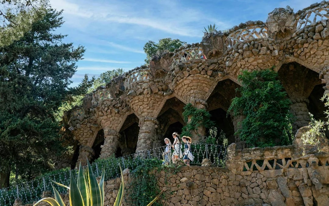 Park Güell Small-Group Guided Tour Image 1