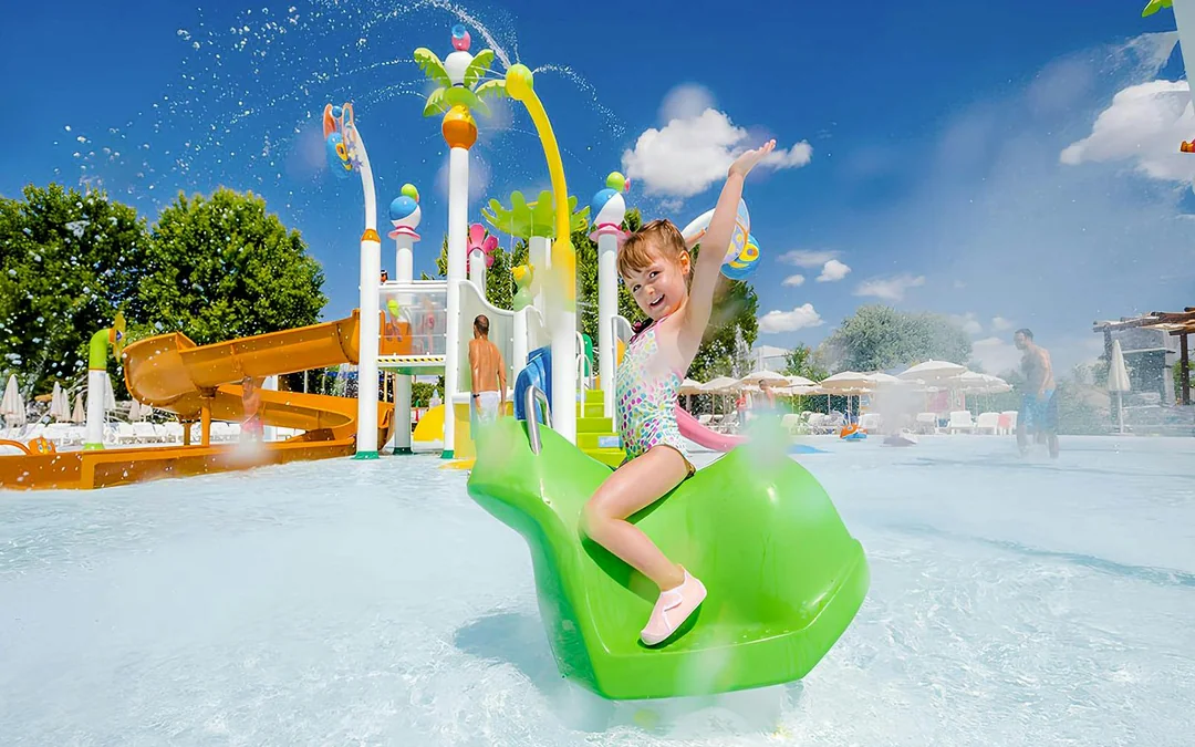 Parque Warner Park & Warner Beach Tickets Image 12