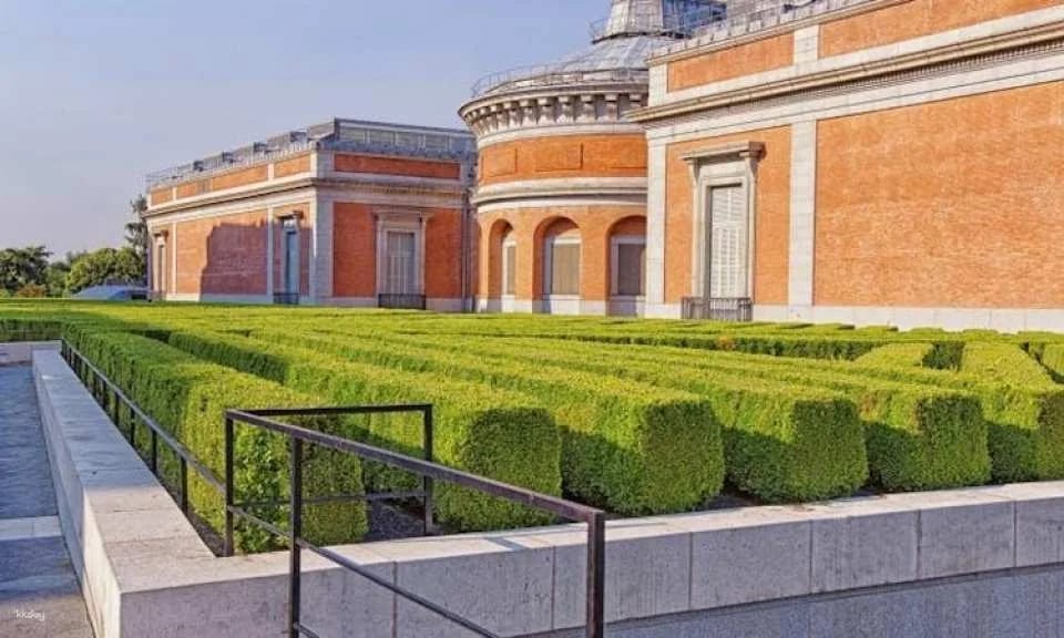 Paseo del Arte pass for Museo Nacional Thyssen-Bornemisza, Reina Sofía Museum and Prado Museum