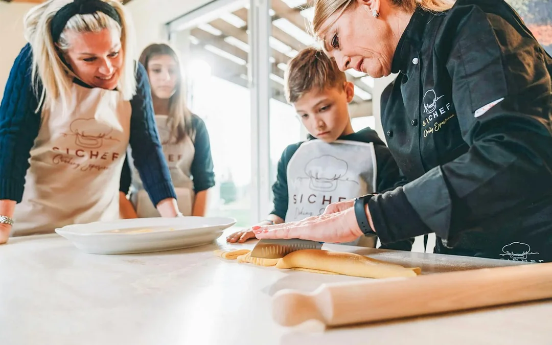Pasta Cooking Class in Chianti with Food Image 5