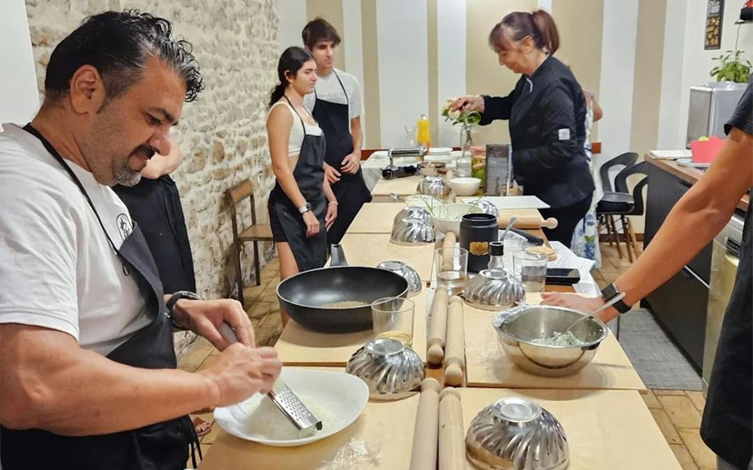 Pasta-Making Cooking Class in Rome with Tiramisu or Spritz Image 4