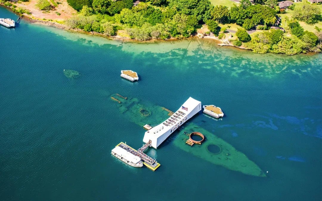 Pearl Harbor USS Arizona Memorial & Honolulu City Tour + Lunch Image 7