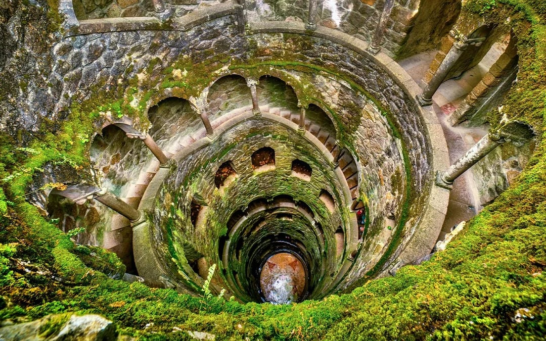 Pena Palace, Quinta da Regaleira, Moorish Castle & Monserrate Palace Guided Tour Image 9