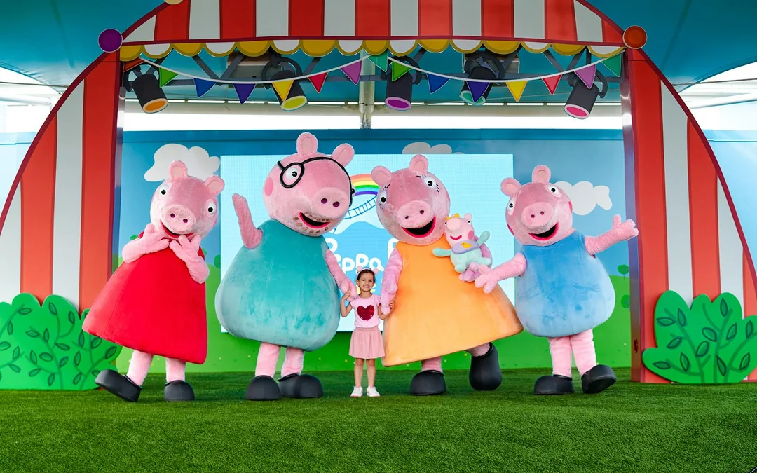 Peppa Pig Theme Park Tickets Image 2