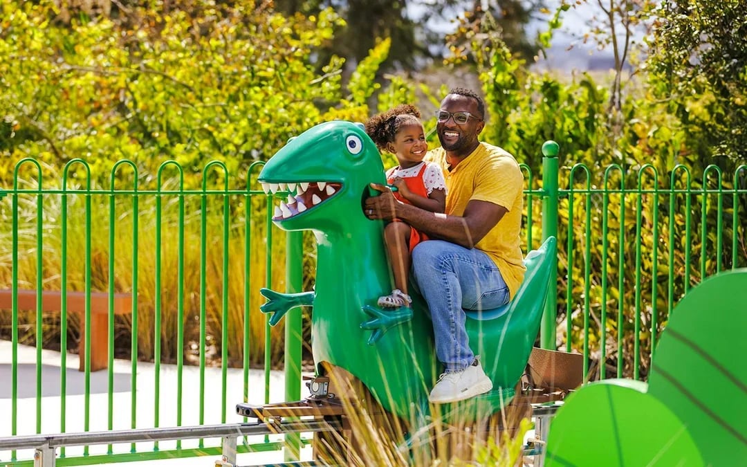 Peppa Pig Theme Park Tickets Image 6