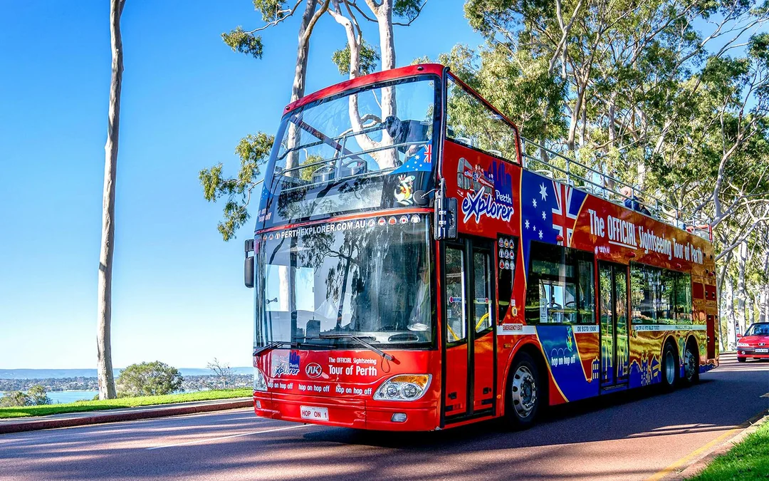 Perth Hop-on-Hop-off Bus Tour Image 5