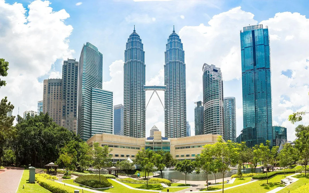 Petronas Twin Towers Dining Experience Image 2