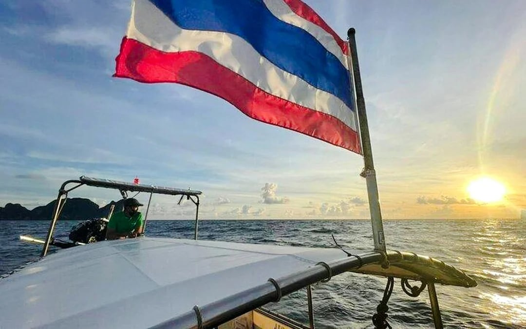 Phi Phi Islands Small-Group Long-Tail Boat Snorkeling Tour From Koh Phi Phi Without National Park Fee Image 6