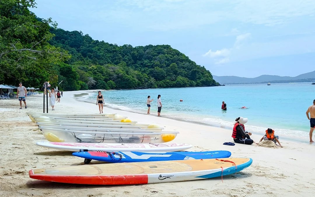 Phuket: Coral Island Private Longtail Boat Round-Trip Transfer Image 11