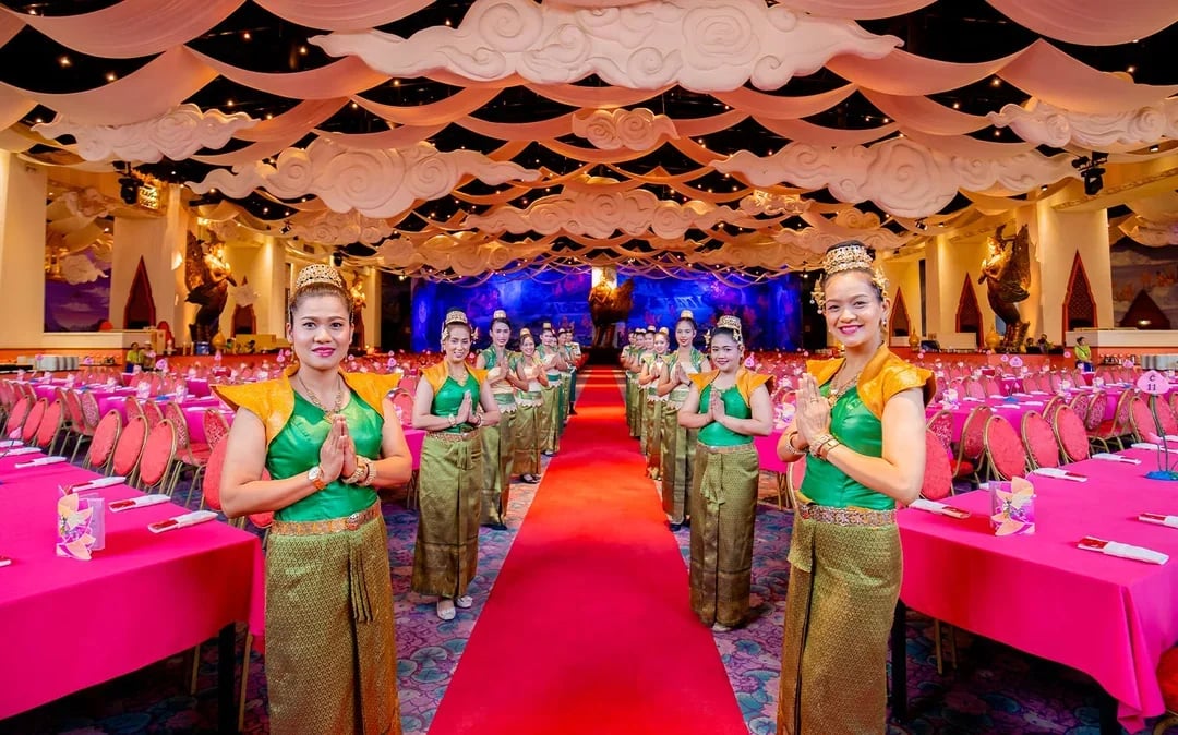 Phuket Fantasea Group Saver Tickets: Group of 3 & More Image 7