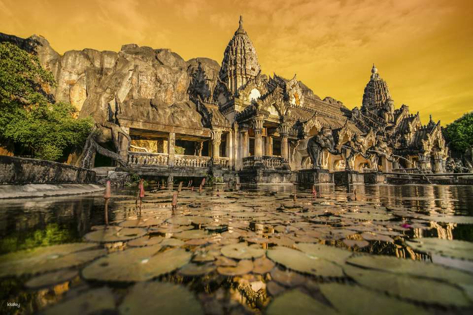 Phuket FantaSea Admission Ticket | Thailand