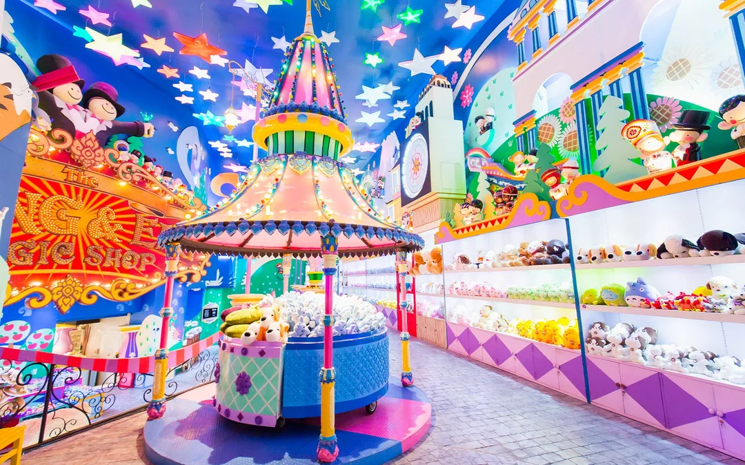 Phuket Fantasea Tickets with Round-Trip Shared Transfers & Optional Dinner Image 10