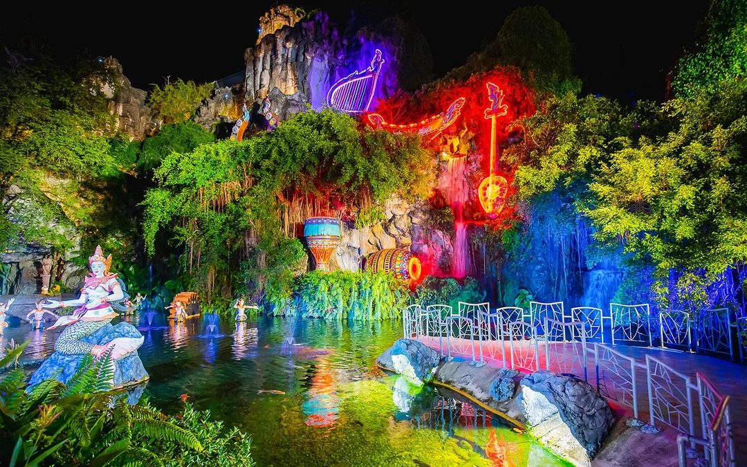 Phuket Fantasea Tickets with Round-Trip Shared Transfers & Optional Dinner Image 11