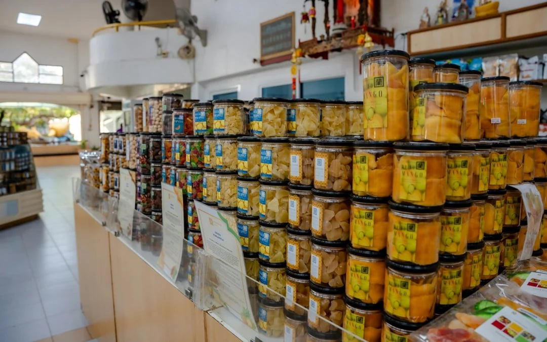 Phuket Guided City Tour with Hotel Transfers Image 9